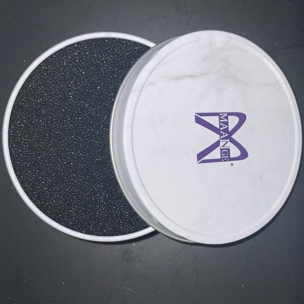 Make up brush cleaner
